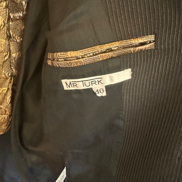 Mr. Turk Alfred Blazer- 40R Gold, Sisley Tux Trouser-33R - Picture 9 of 10
